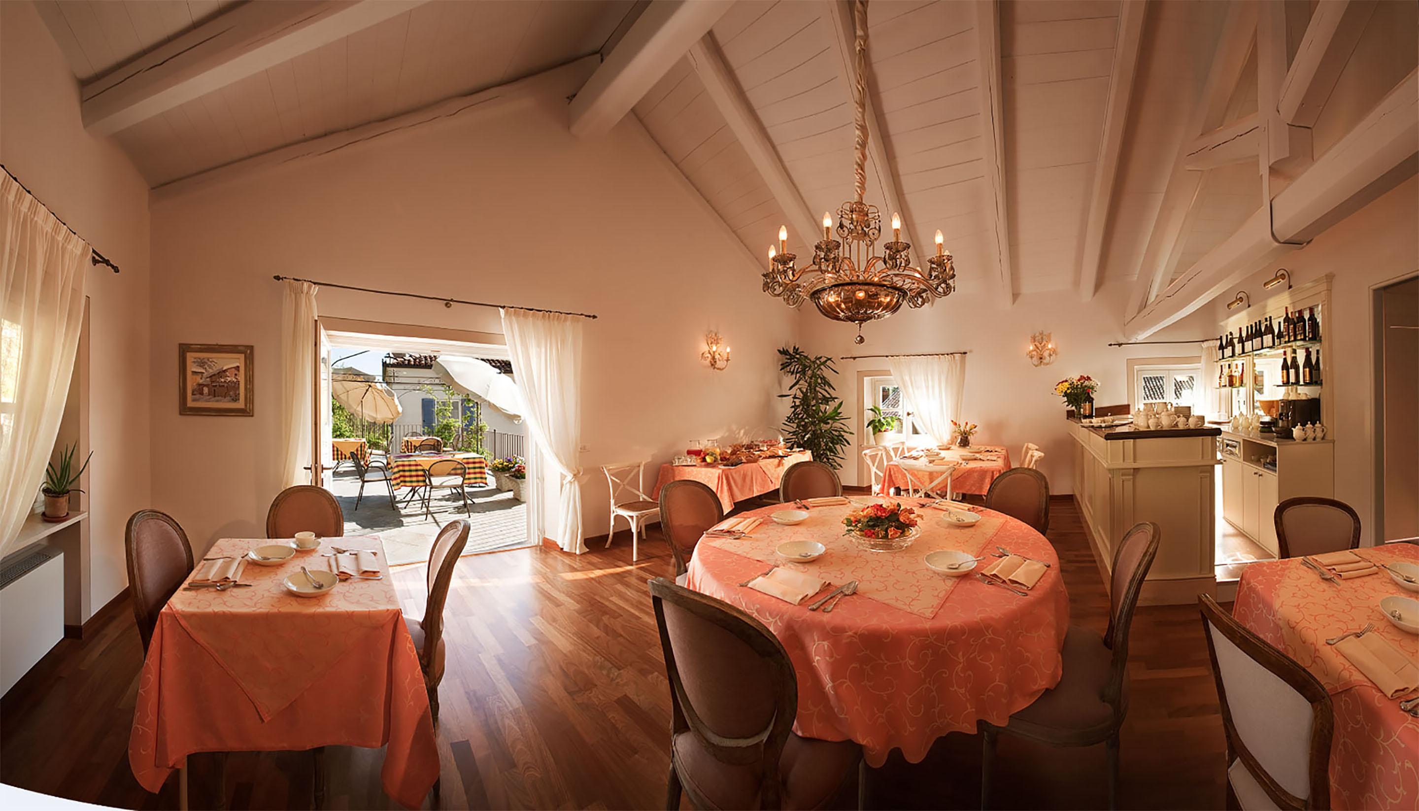 Marcarini Agriturismo Neviglie Exterior photo