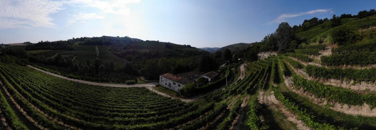 Marcarini Agriturismo Neviglie Exterior photo